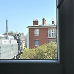 Vue sur la tour Eiffel, agréable appartement T2